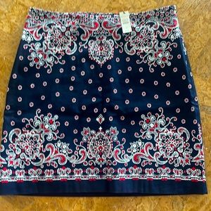Talbots Skirt. Side zip, fully lined, NWT, cotton & spandex. Size 10
